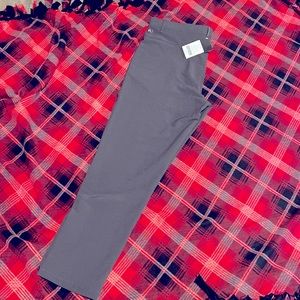 Men’s Golf Pants, new with tag removed.